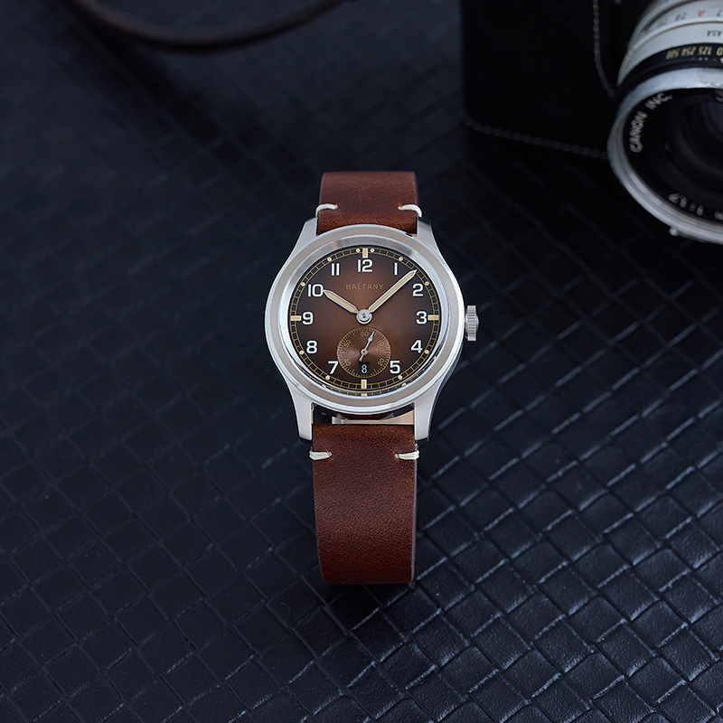 Montre Baltany S2081 Dirty Doz - Guilloché Dial Watch avis et prix